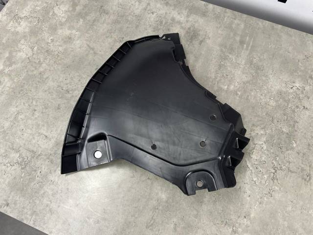 MERCEDES A2135200500 Защита бампера переднего левая в наличии Черновцы