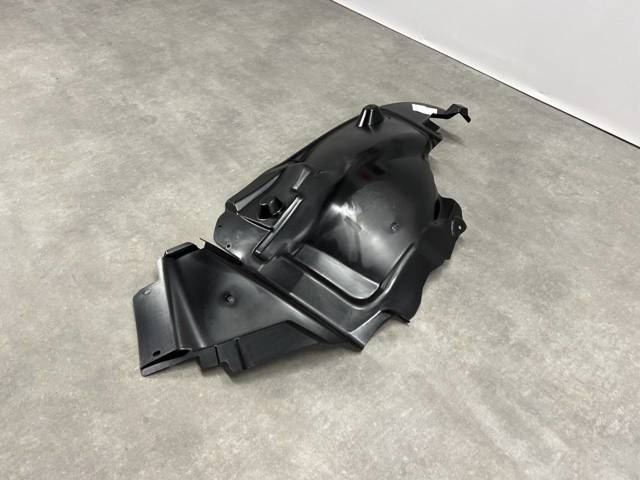 MERCEDES A2136900530 Подкрылок крыла переднего левый задний в наличии Черкассы