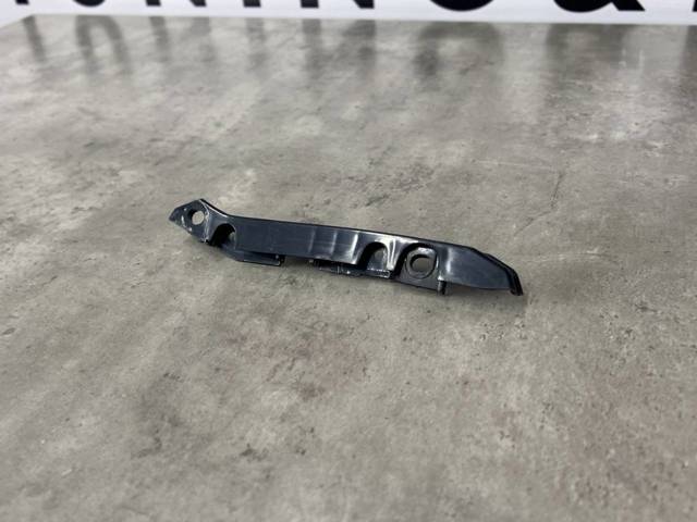 MERCEDES A2138850521 Направляющая переднего бампера левая в наличии Житомир
