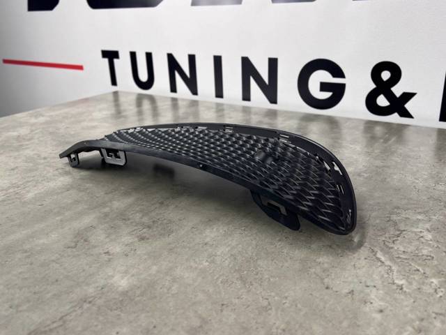 MERCEDES A2138851122 Заглушка (решетка) противотуманных фар бампера переднего левая в наличии Харьков