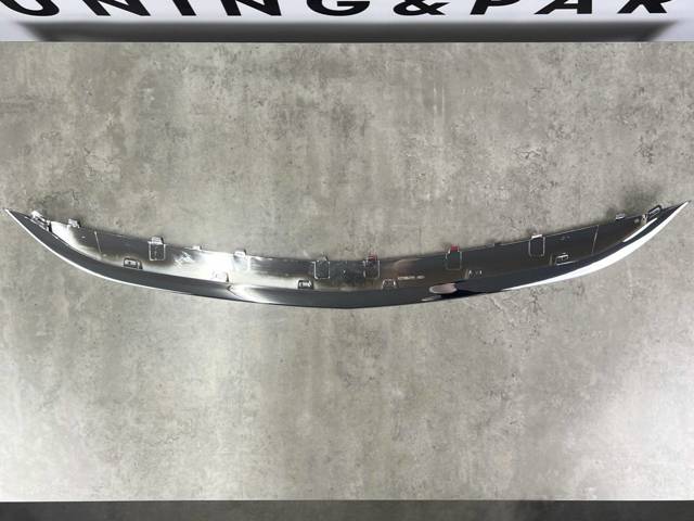 MERCEDES A2228852221 Накладка бампера переднего в наличии Житомир