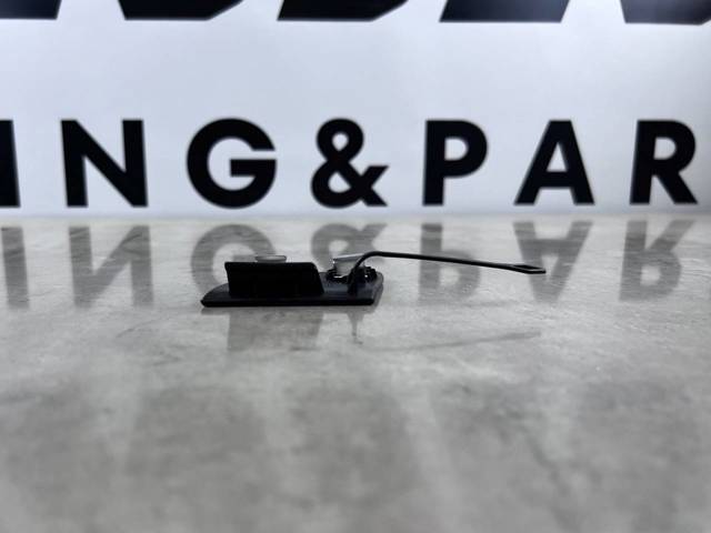 MERCEDES A2538850023 Заглушка бампера буксировочного крюка задняя в наличии Полтава