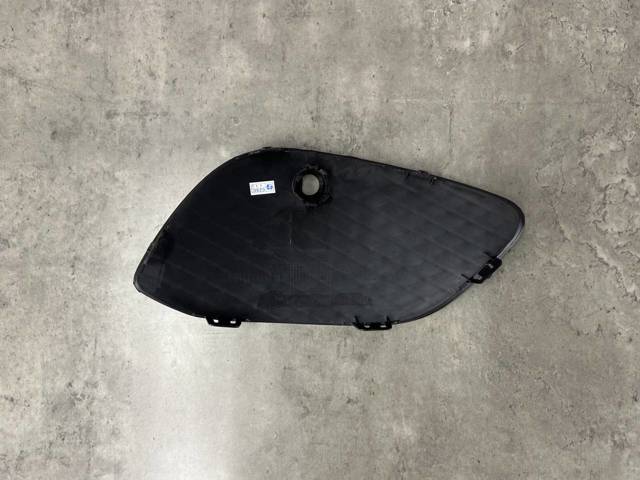 MERCEDES A2538850122 Решетка бампера переднего левая в наличии Украина