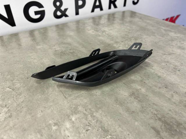 B63C50C11A MAZDA Заглушка (решетка) противотуманных фар бампера переднего правая купить в Киев