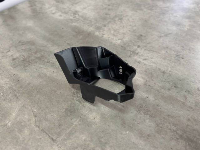 BHR151684A MAZDA Кронштейн крепления противотуманной фары правой купить в Кривой Рог