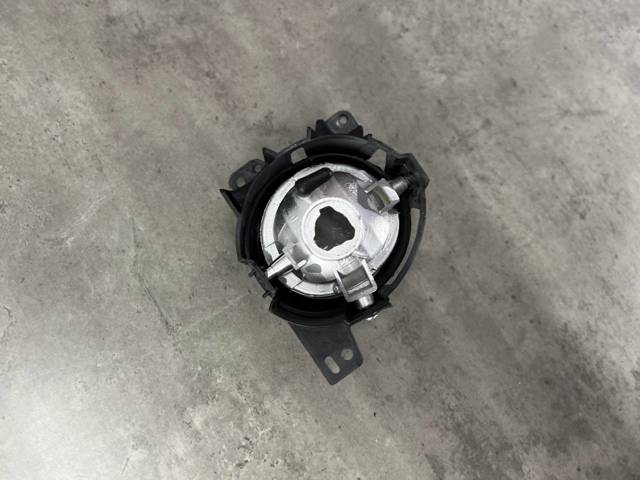MAZDA GEG151690B Фара противотуманная левая в наличии Николаев
