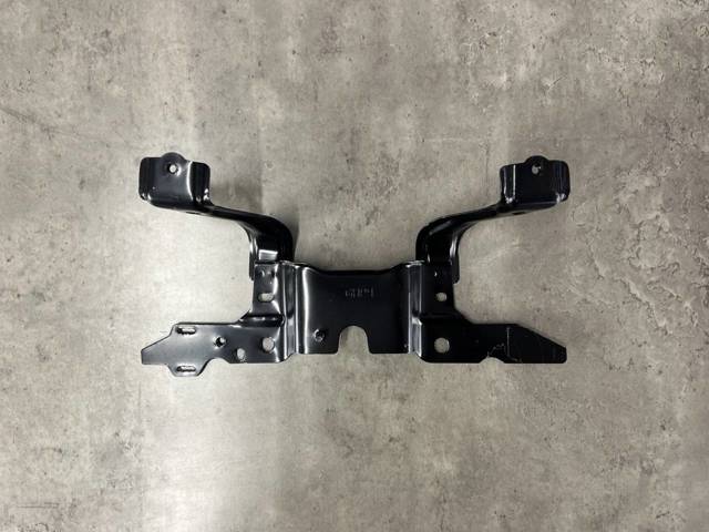 GHP95215YA MAZDA Кронштейн замка капота купить в Черновцы