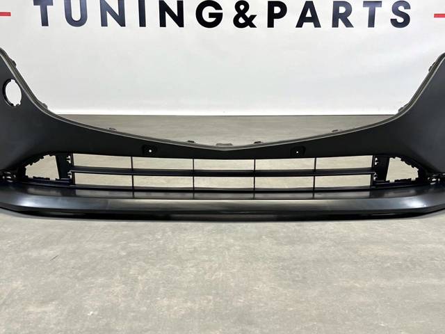 MAZDA GSH750031BB Передний бампер в наличии Ужгород