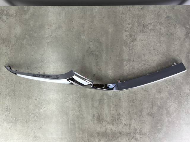 GSH7507J0D MAZDA Молдинг решетки радиатора правый купить в Черновцы