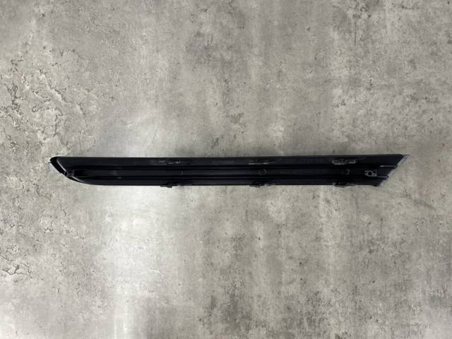 KB8A50C21E MAZDA Заглушка (решетка) противотуманных фар бампера переднего левая купить в Кривой Рог