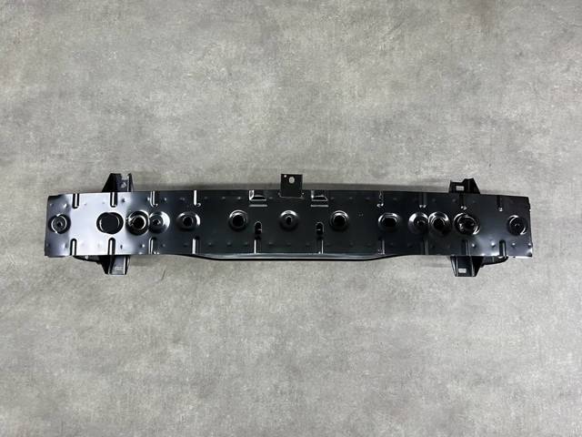 MAZDA KD5350070 Усилитель бампера переднего в наличии Днепр