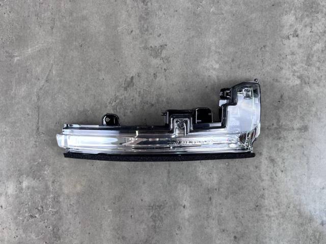 LR027945 Указатель поворота зеркала правый купить Ровно