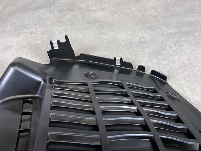 LR033071 LAND ROVER Подкрылок крыла переднего левый купить в Киев