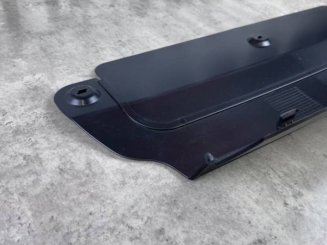 LAND ROVER LR037895 Заглушка бампера буксировочного крюка задняя в наличии Тернополь