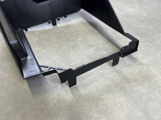 LR038054 LAND ROVER Дефлектор переднего бампера левый купить в Харьков
