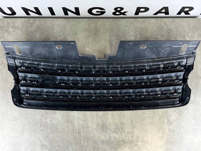 LR055880 LAND ROVER Решетка радиатора купить в Украина