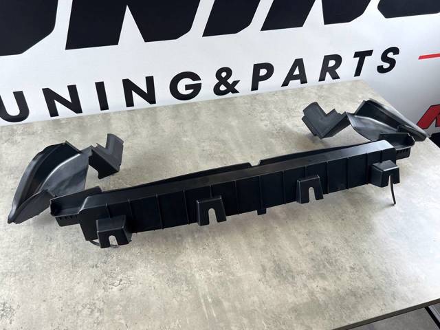 LR058475 LAND ROVER Нижний дефлектор радиатора купить в Ровно