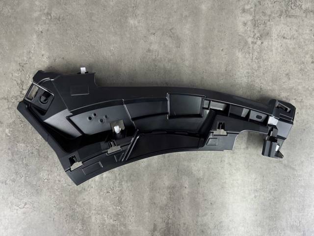 LAND ROVER LR098693 Кронштейн бампера переднего правый в наличии Тернополь