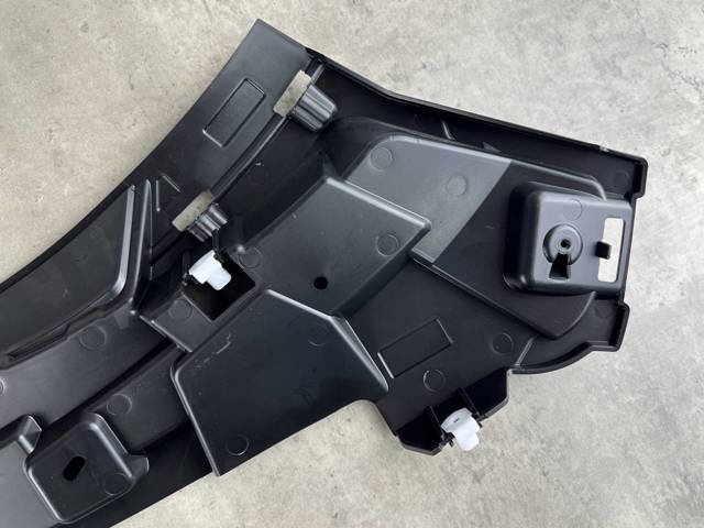LR098694 LAND ROVER Кронштейн бампера переднего левый купить в Полтава