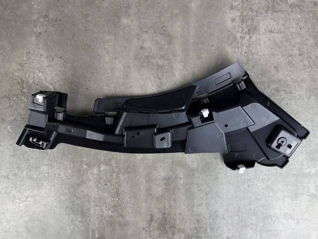 LR098694 LAND ROVER Кронштейн бампера переднего левый купить в Днепр