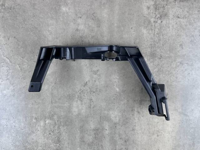 LAND ROVER LR114023 в наличии Чернигов
