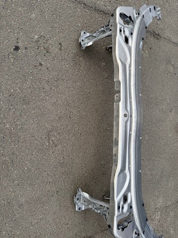 MERCEDES 2056204201 Накладка передней панели (суппорта радиатора) верхняя в наличии Винница