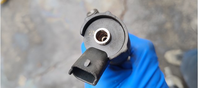 HYUNDAI 3380027800 Форсунка впрыска топлива в наличии Ирпень