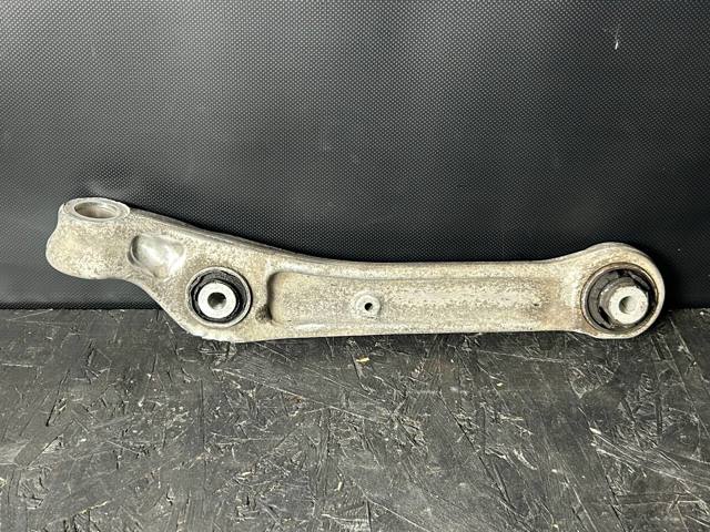 Передний нижний рычаг 8W0407152A VAG