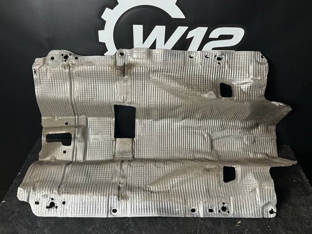 Тепловой экран выхлопа 8W0804160A VAG