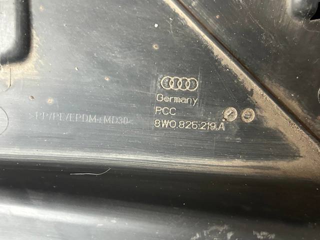8W0825219A Защита днища задняя правая купить Ирпень