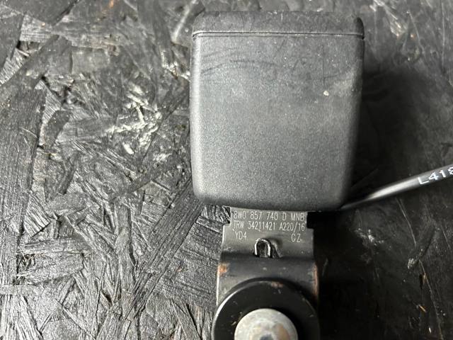 8W0857740D VAG купить в Ровно