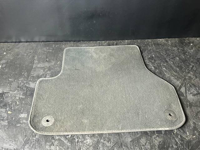 Коврики в салон задние 8W0864450QA5 VAG
