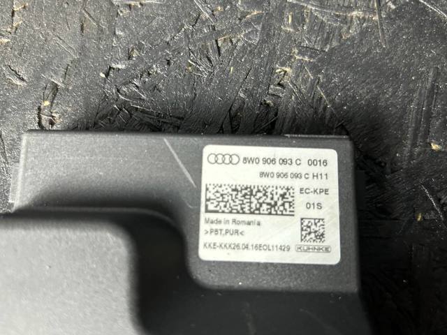 8W0906093C Модуль управления (ЭБУ) топливным насосом купить Киев