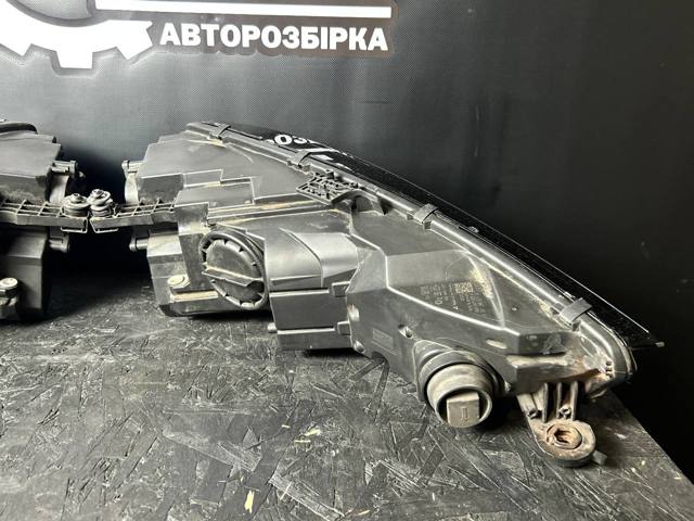8W0941043A Фара левая купить Полтава