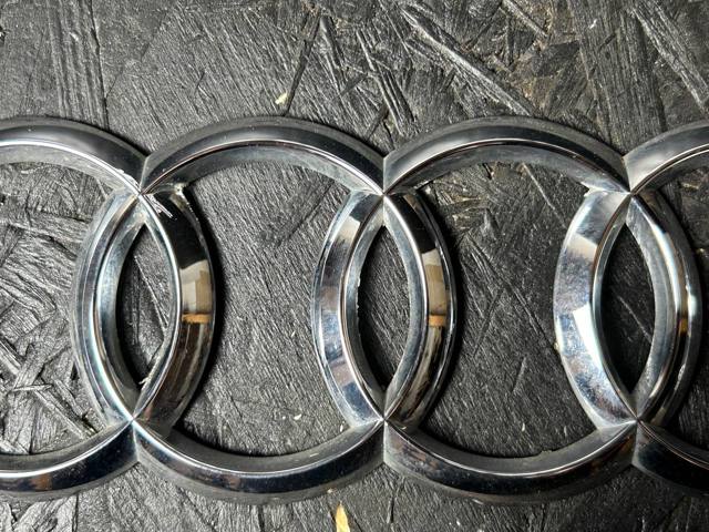 VAG 8W58537422ZZ Эмблема крышки багажника в наличии Львов