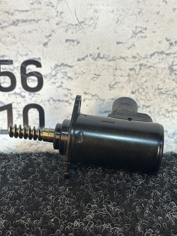 BMW 11378652738 Клапан электромагнитный положения (фаз) распредвала в наличии Кривой Рог