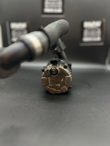 11518482744 BMW Дополнительная помпа купить в Украина