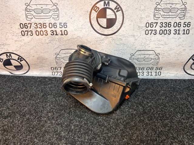 BMW 13718591831 Корпус воздушного фильтра в наличии Ровно