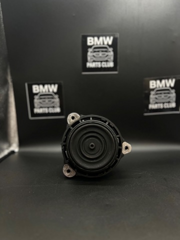Подушка (опора) двигателя, левая 22116860495 BMW