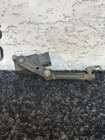 37146895467 BMW Датчик уровня положения кузова передний купить в Житомир