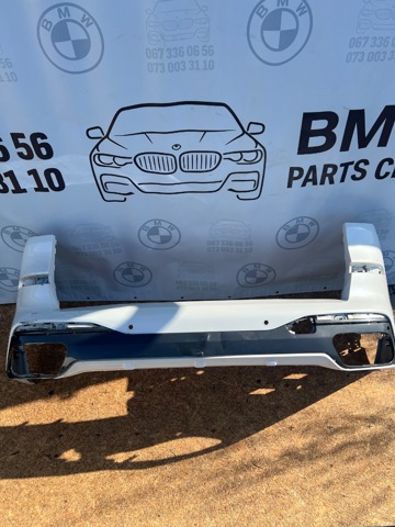 Бампер задний 51125A0BD60 BMW