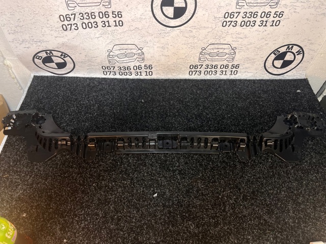 Направляющая заднего бампера 51127256922 BMW