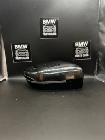 Накладка правого зеркала заднего вида 51167422720 BMW