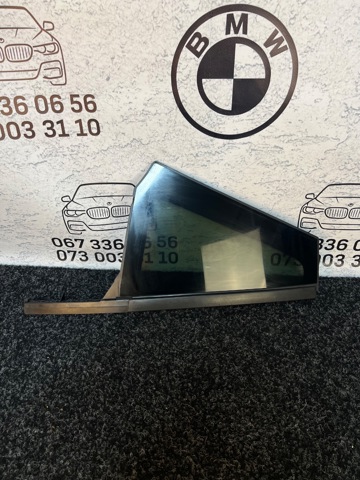 Стекло-форточка двери, задней, правой 51377405606 BMW