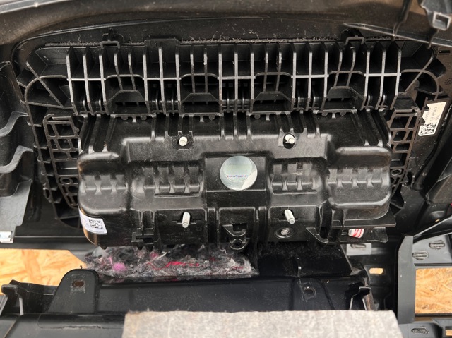 BMW 51459868767 Торпедо в наличии Ровно
