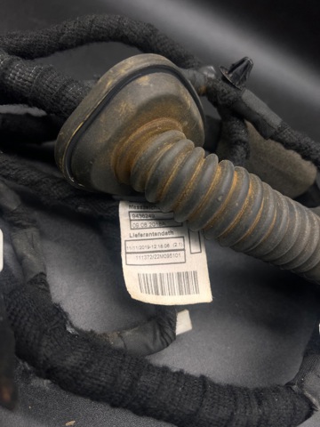 Жгут проводов передней двери 61128714781 BMW