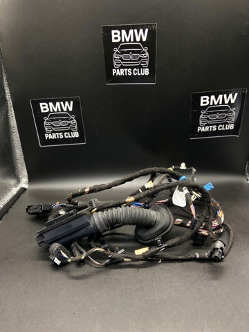 Электропроводка передней двери 61129384579 BMW