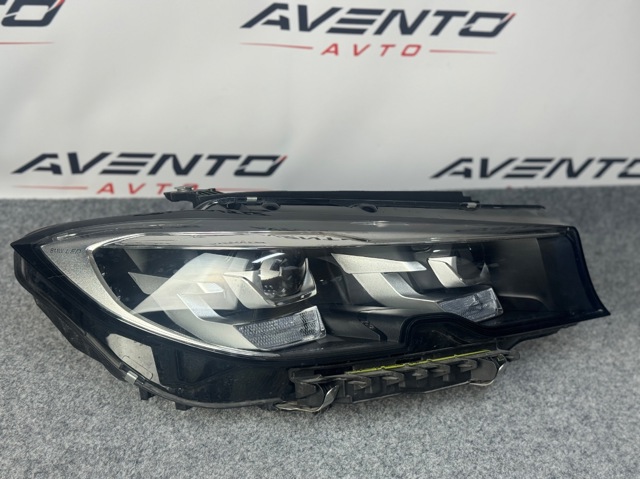 Фара основная правая 63118496150 BMW