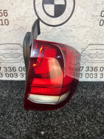 Фара задняя правая внешняя 63217290104 BMW