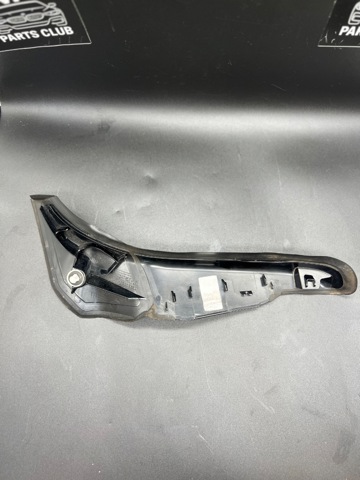 Накладка под задний фонарь, левый 63217382959 BMW